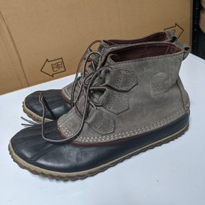 sorel boots 8 out and about chukka rain bootie